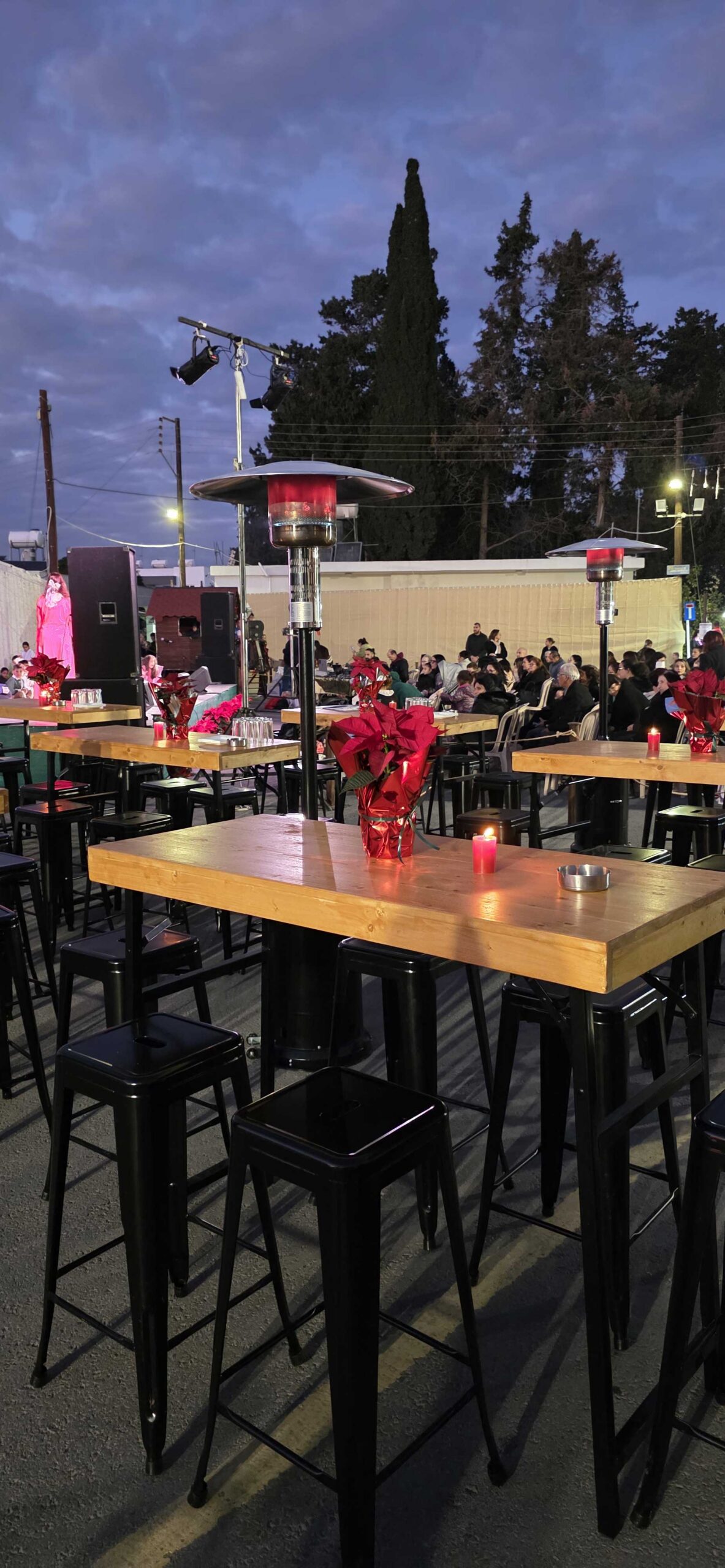rectangular-wooden-high-table-with-black-plastic-stools rectangular wooden high table with black plastic stools